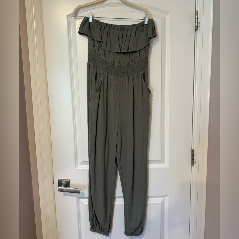 American Eagle Strapless Romper